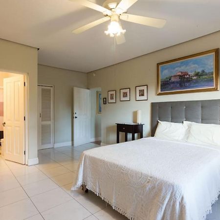 Chester Avenue Guest House Kingston Bagian luar foto