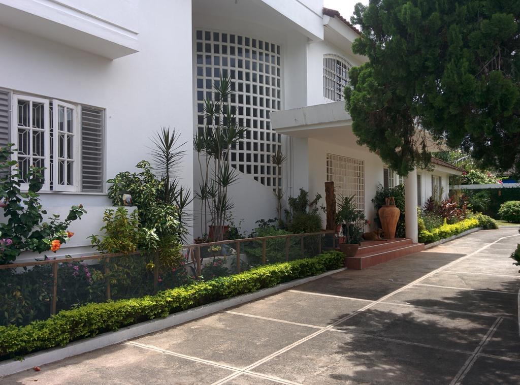 Chester Avenue Guest House Kingston Bagian luar foto