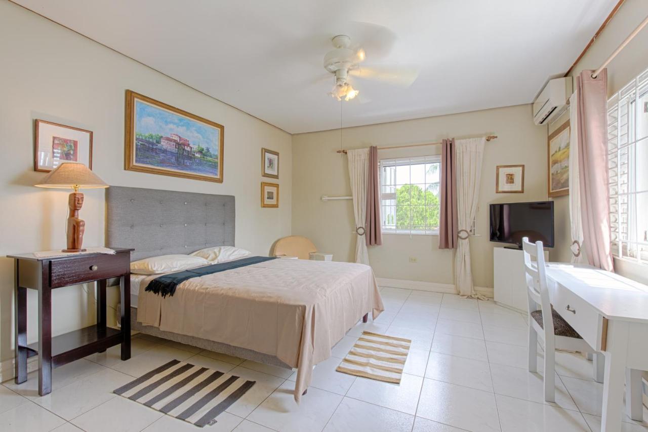 Chester Avenue Guest House Kingston Bagian luar foto